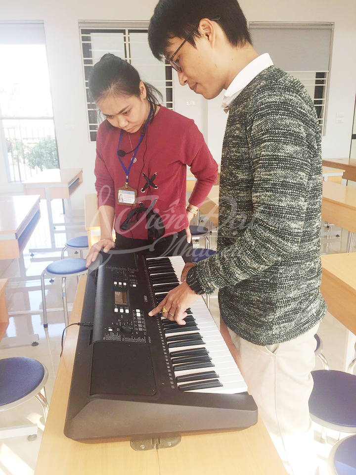 keyboard organ du an truong hoc
